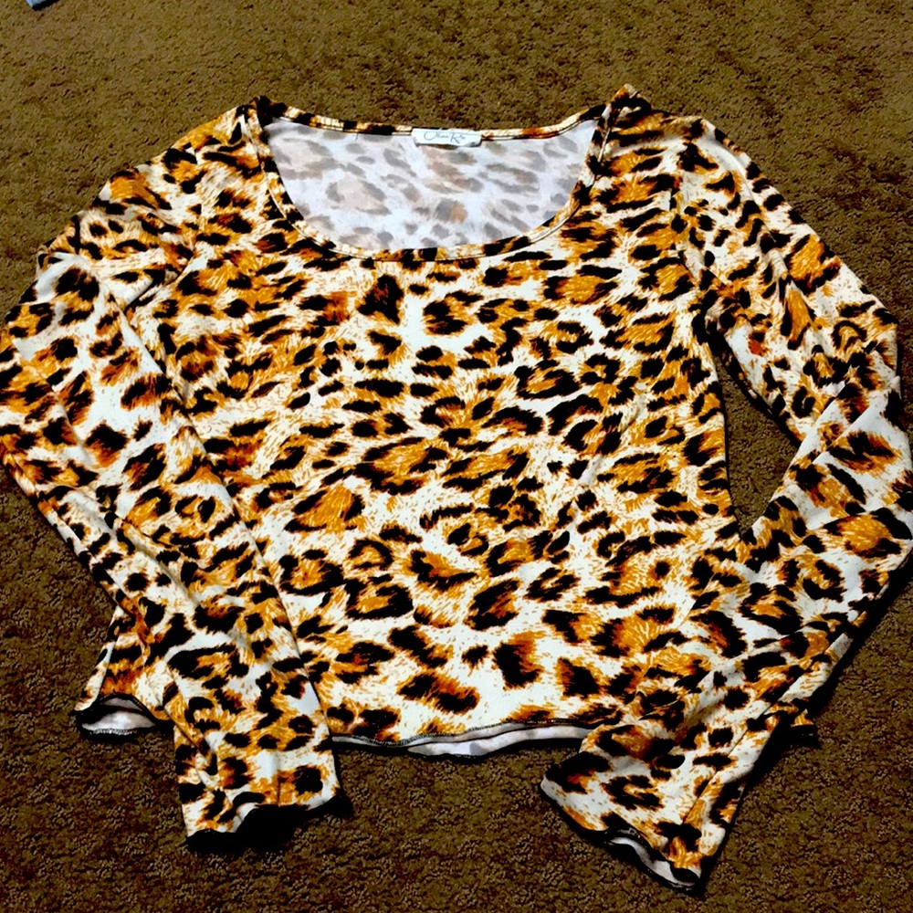 Leopard blouse Girls size Medium long sleeve print EUC